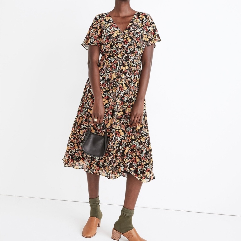 Madewell Dolman Sleeve Ruffle Hem Midi Dress in Flower